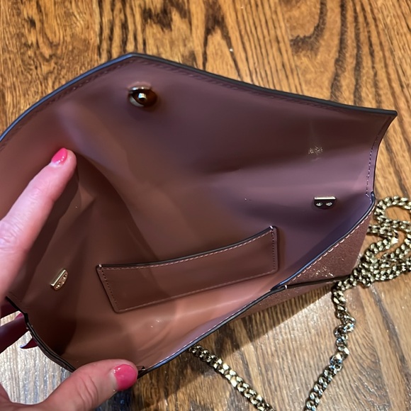 Kate Spade Burgess Court Chain Clutch in rose gold with matching card case NWT - Picture 6 of 7